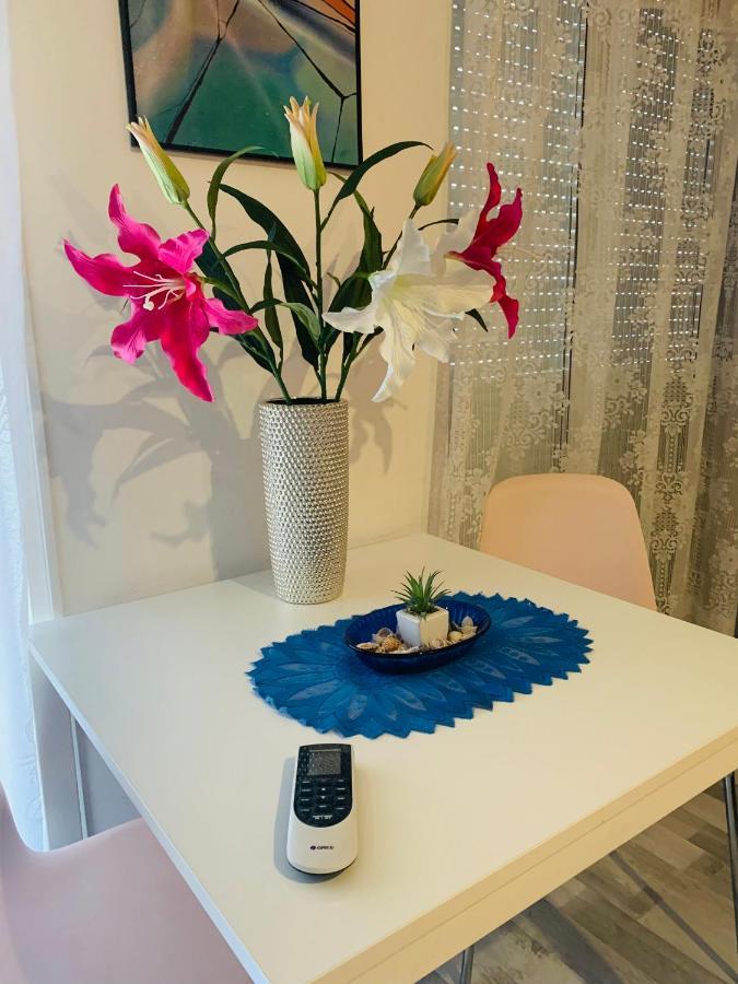 Onyx Apartment With Free Private Garage + Ac Budapest Eksteriør bilde